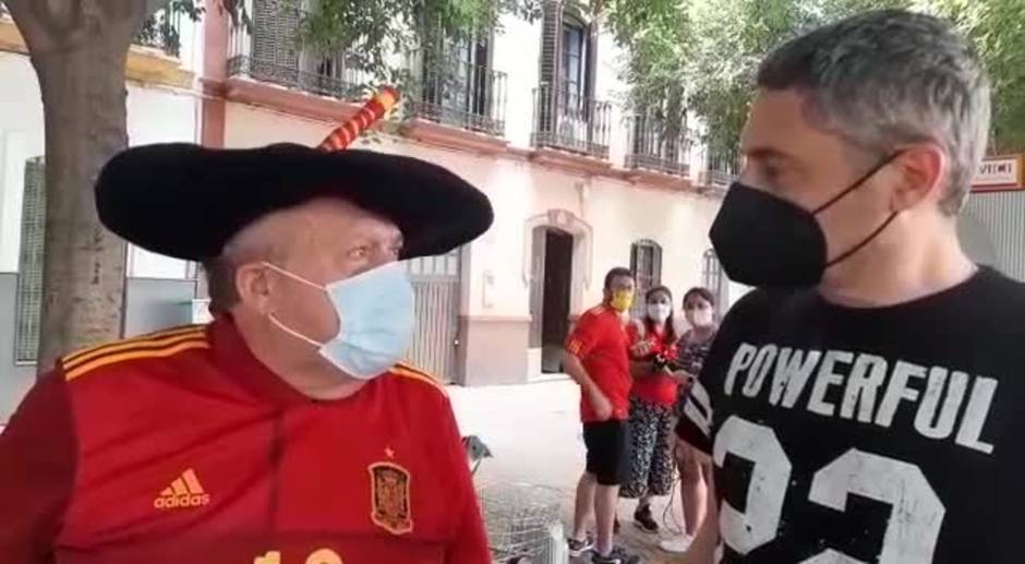 Manolo 'el del Bombo' confía en España: "Pasamos a octavos sí o sí"