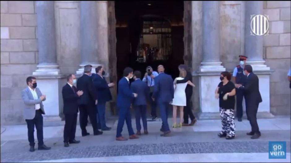 Recibimiento del Govern a los indultados del 1-O en el Palau de la Generalitat