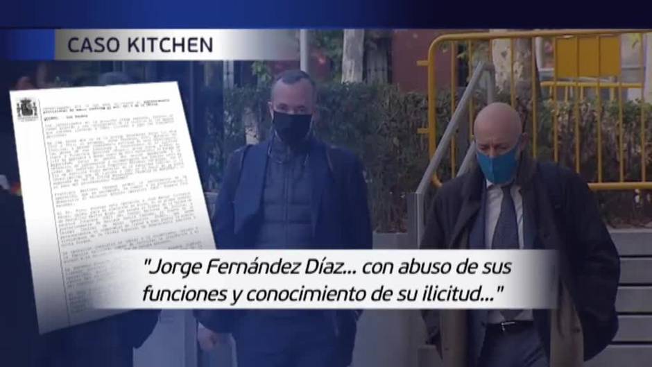 El juez propone sentar en el banquillo a Fernández Díaz y a su cúpula policial por el caso kitchen