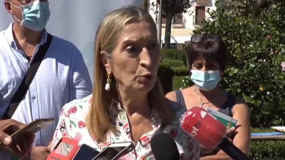 Ana Pastor pide al Gobierno que "vuelva de vacaciones" para afrontar la crisis energética