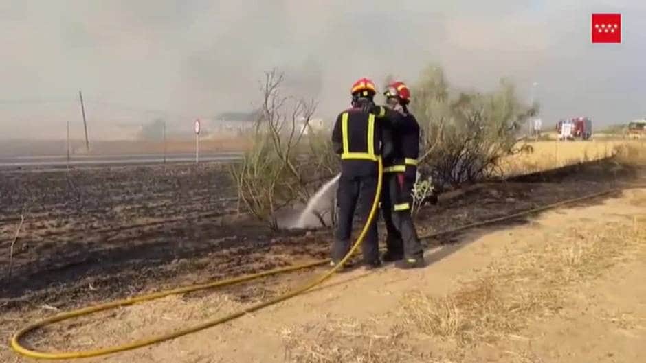 El incendio en Batres (Madrid) se encuentra perimetrado, pero todavía no está controlado