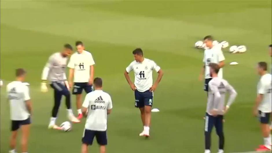 Primer entrenamiento de la selección con la vista puesta en los partidos de clasificación del Mundial