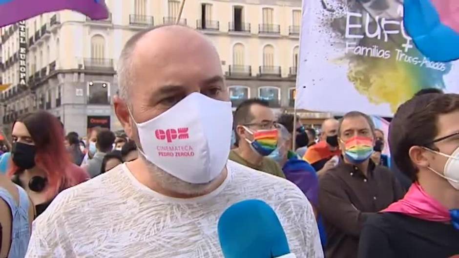 Multitudinaria concentración en Madrid contra el aumento de las agresiones homófobas