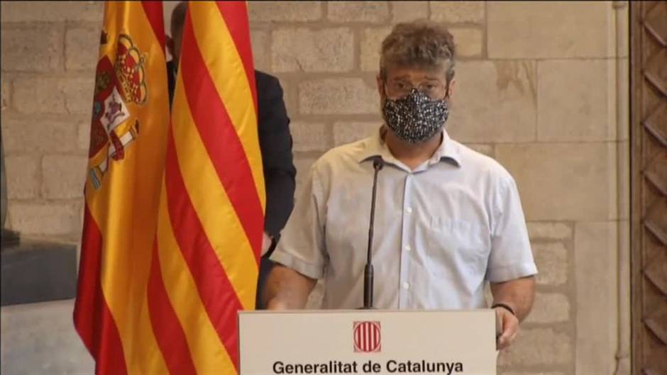 'Guerra de banderas' en las ruedas de prensa de la mesa de diálogo