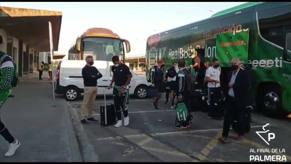 La expedición del Real Betis viaja a Hungría