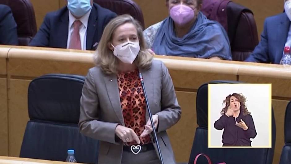 Calviño afea la "actitud destructiva" del PP