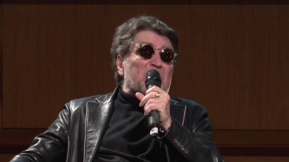 Sabina asegura que no volverá a los escenarios "mientras la gente esté con mascarilla"