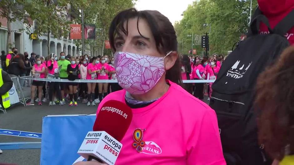 Las calles de Madrid se tiñen de rosa con la Carrera de la Mujer