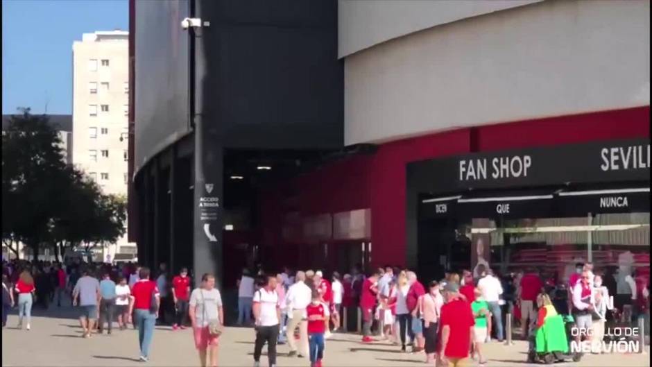 Gran ambiente en Nervión para el Sevilla-Levante