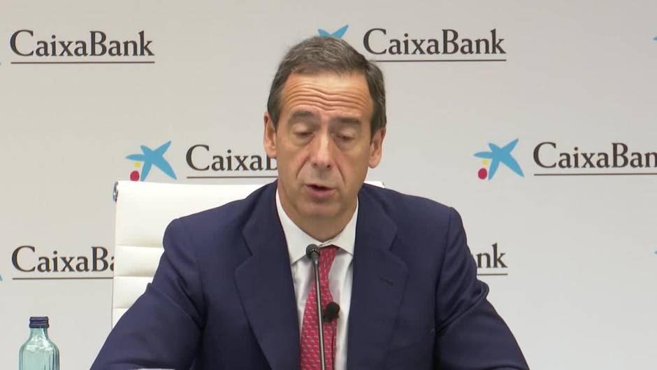 Caixabank gana 2022 millones de euros, 4801 con la aportación de Bankia