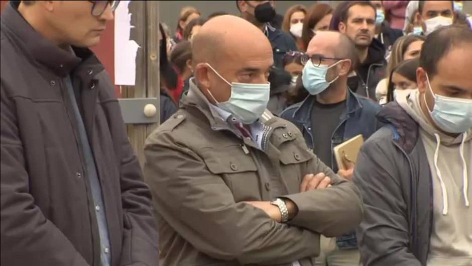 Lardero recuerda a Álex en una emotiva concentración en el parque donde fue secuestrado