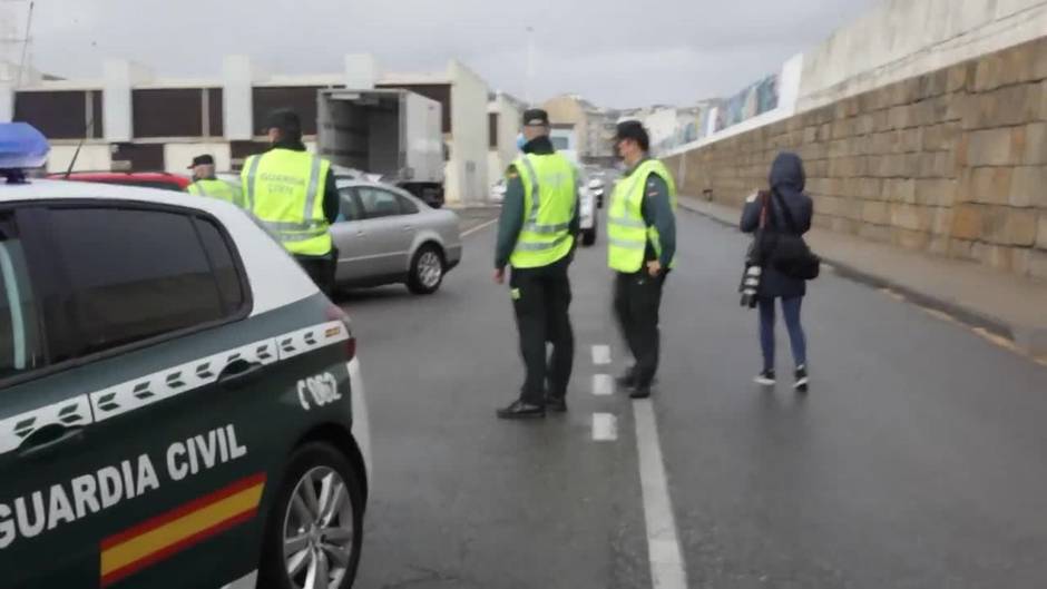 Casi 1.000 vehículos participan en la caravana convocada por el comité de Alcoa