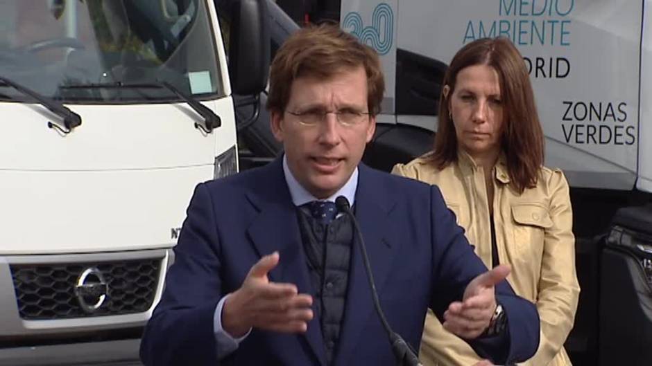 Martínez Almeida desmiente "tajantemente" que haya dicho que no quiere que Ayuso sea la líder regional del PP