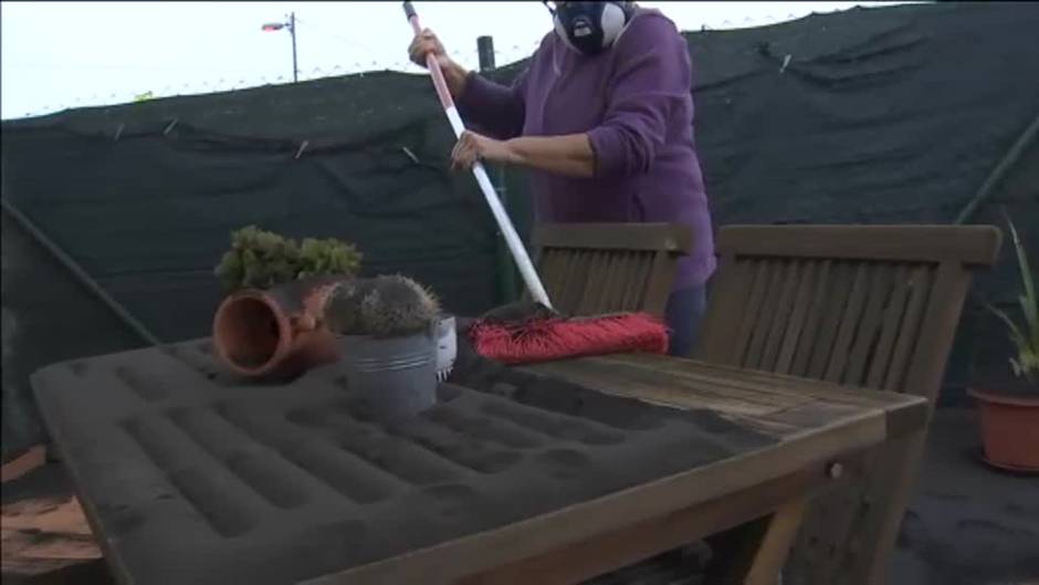 La ceniza y el dióxido de carbono complican la calidad del aire en La Palma