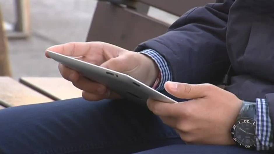 UNICEF alerta: Uno de cada tres adolescentes hace un uso problemático del móvil y las redes sociales