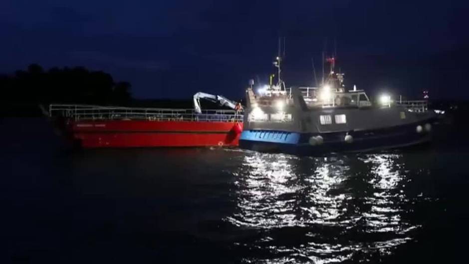 Pescadores franceses impiden el atraque de un buque británico en el puerto de Saint Maló