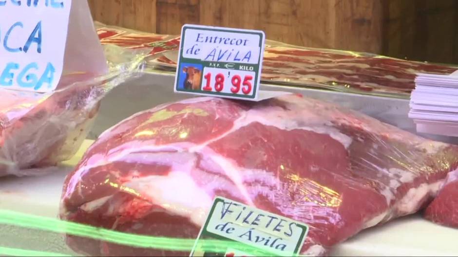 Así han sido las compras de última hora en el Mercado de San Isidro de Madrid