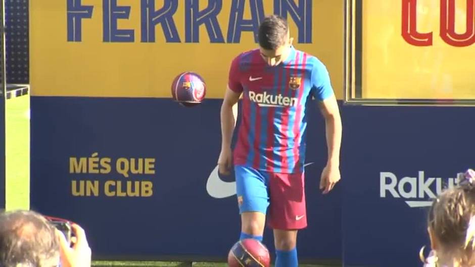 Ferran Torres ya es jugador del FC Barcelona