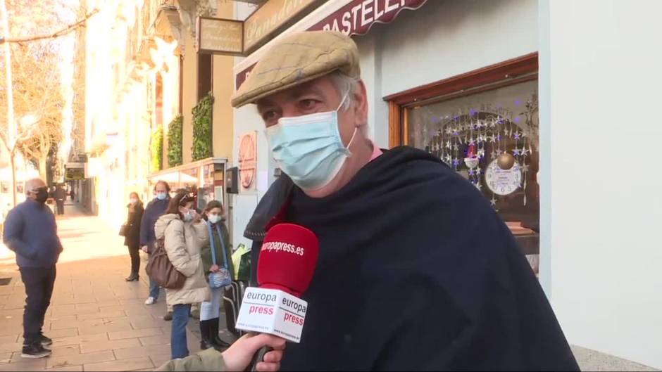 ¿Solo o relleno?, los madrileños apuestan por su roscón de Reyes