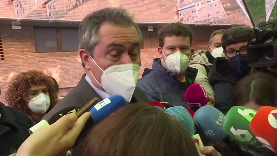 Espadas espera mantener una reunión con Moreno para tratar la sanidad andaluza