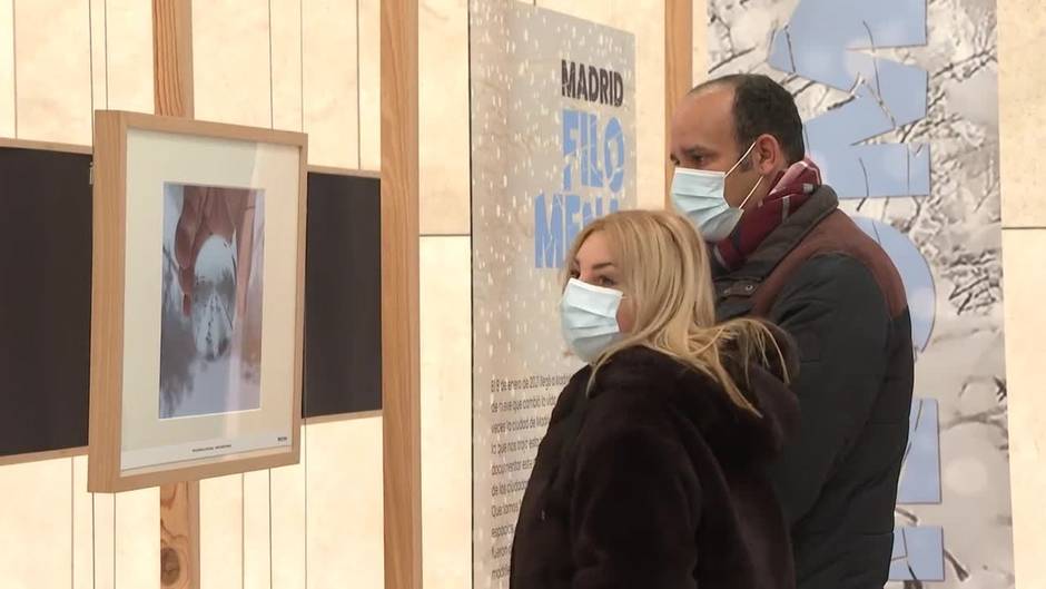 Ciudadanos destacan las fotos de la exposición 'Madrid, Filomena a mi pesar'