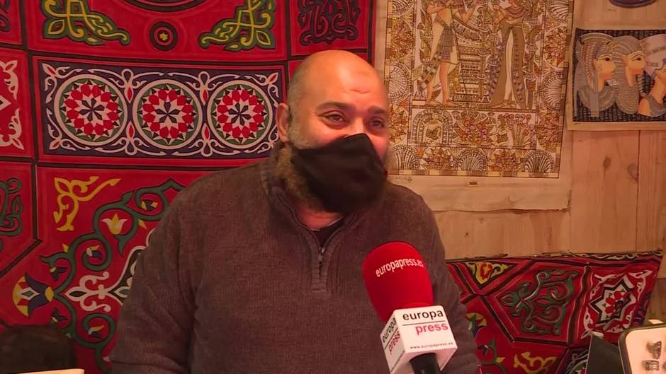 El mercadillo de Plaza España ha registrado buenas ventas en estas Navidades