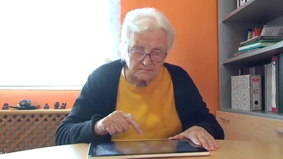 Los mayores se sienten los grandes olvidados por los bancos