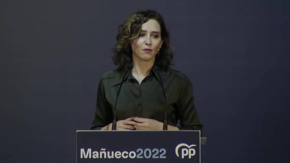 Ayuso advierte de que también en CyL se elige entre "socialismo o libertad"