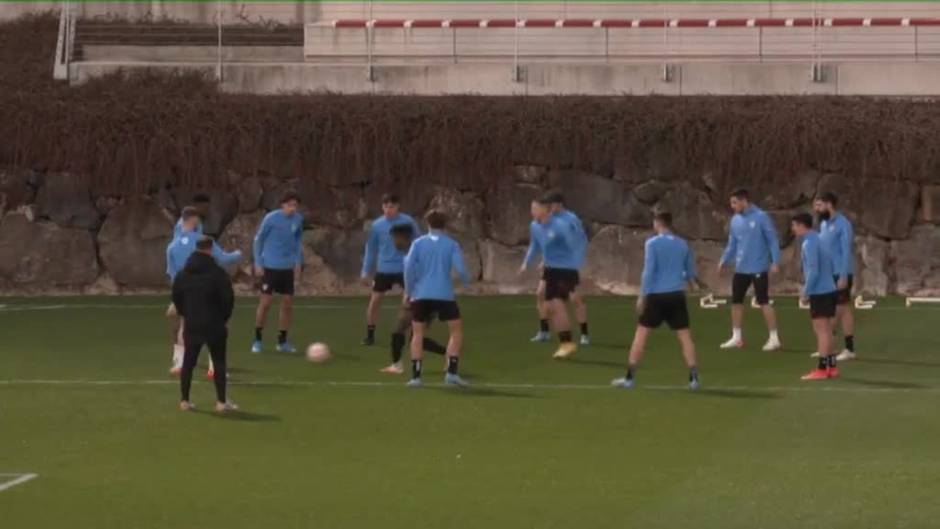 El Athletic prepara la ida de las semifinales con las bajas de Nico Williams, Vencedor y Petxarroman