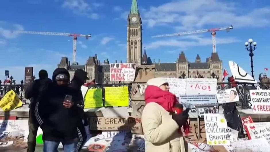 Estado de emergencia en Otawa tras once días de protesta de los camioneros canadienses