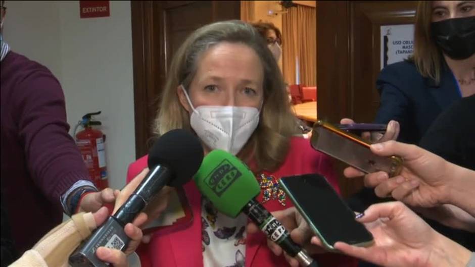 Bruselas eleva su previsión de crecimiento de España en 2022 al 5,6% y dispara la de inflación al 3,6%