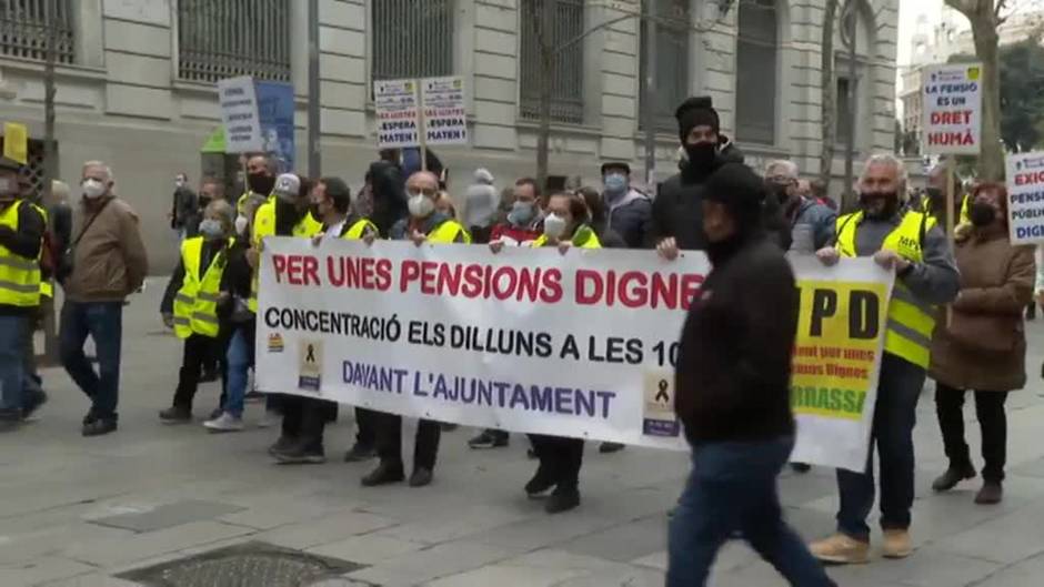 Marchas en Barcelona y Bilbao reclaman una subida de las pensiones ligada al IPC