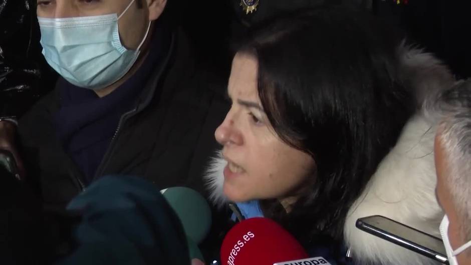 Llega a Terranova el barco que transporta a dos fallecidos del 'Villa de Pitanxo'