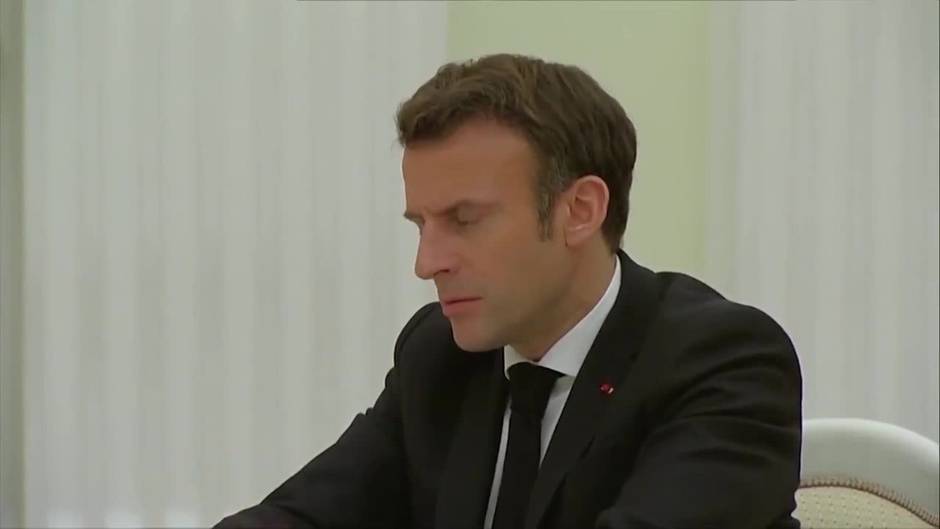 Macron y Putin acuerdan un esfuerzo de urgencia para restaurar el alto el fuego