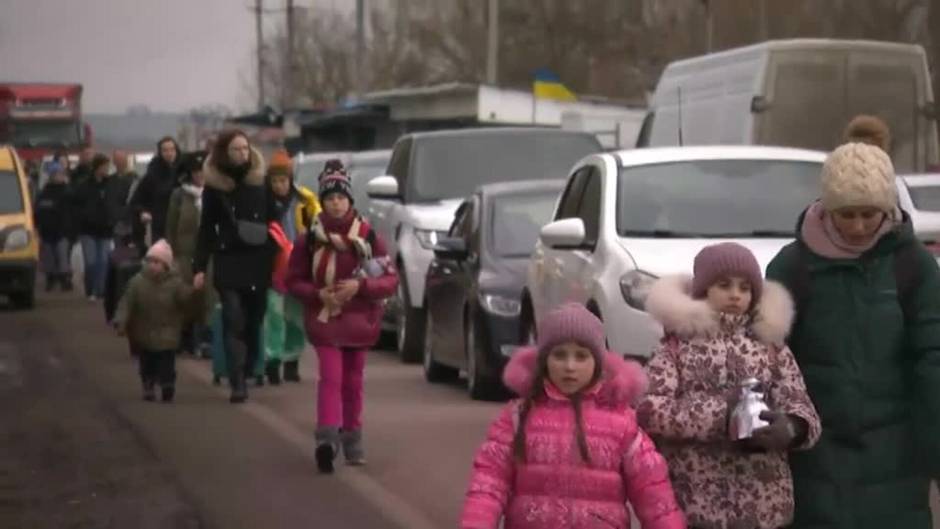 "Acabaremos con esta plaga nazi", dice una refugiada