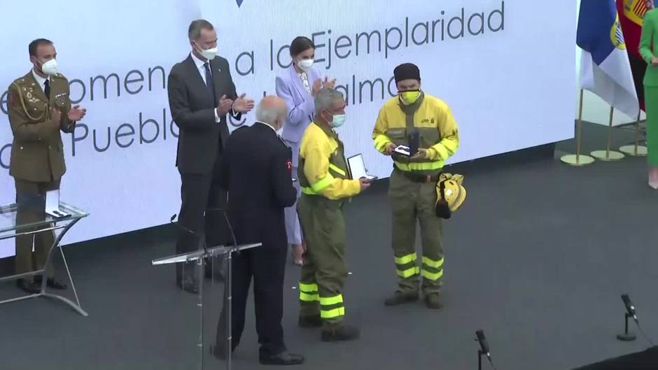 Moreno aplaude la solidaridad de los andaluces, que recauda más de 180.000 euros para La Palma