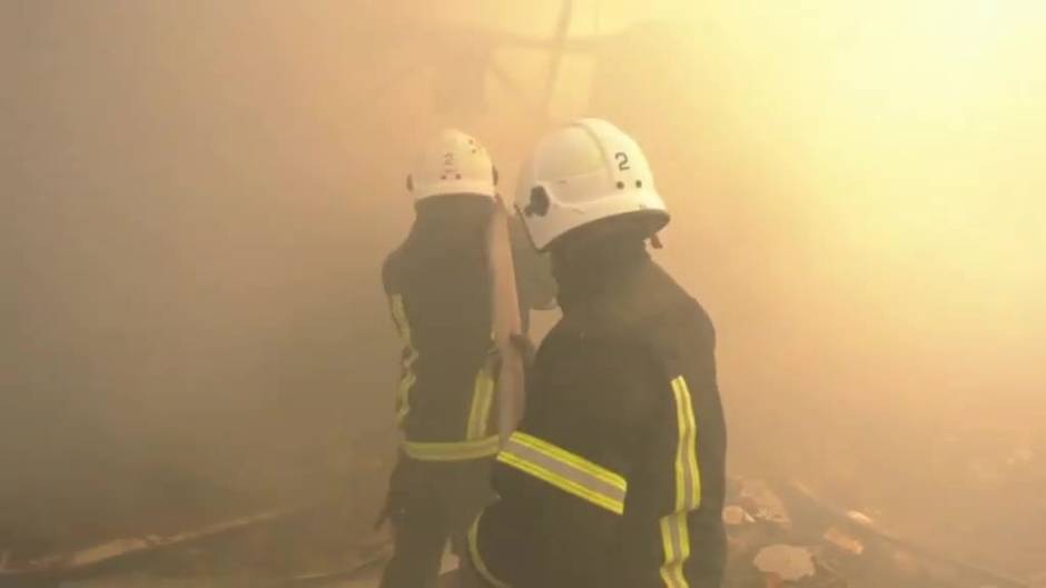 Los Servicios de Emergencia en Ucrania confirman tres muertos en un ataque en un mercado de Járkov