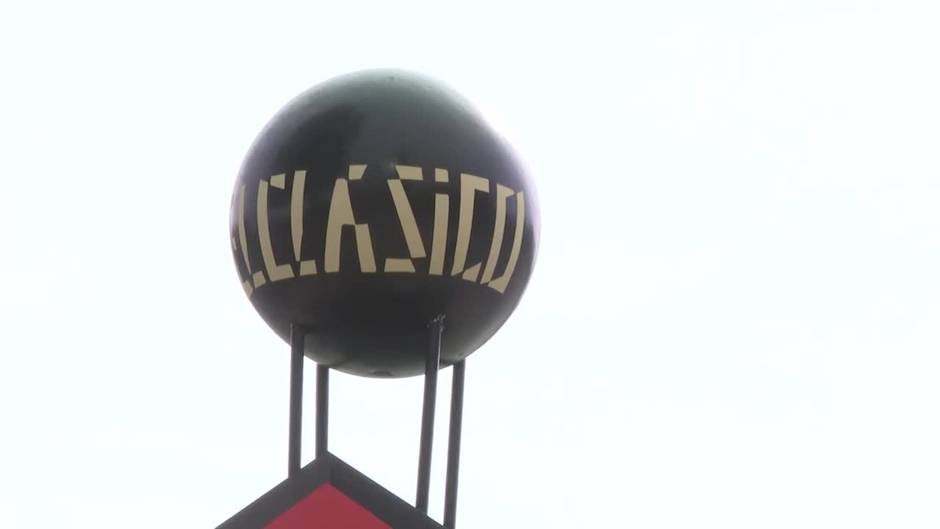 El Clásico se vive en la capital con eventos y figuras promocionales