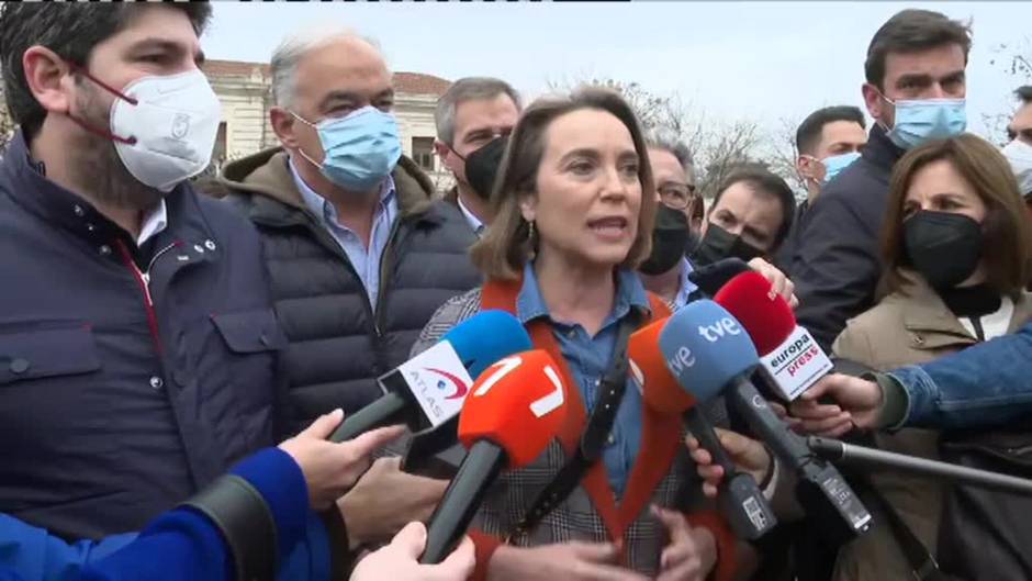 El PP reclama al Gobierno que "dialogue con la España real"