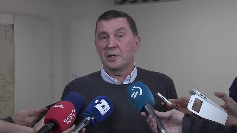 Otegi alerta del riesgo de "conflagración nuclear" en la guerra entre Ucrania y Rusia