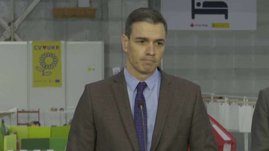 Sánchez pide "máximo consenso" para el plan nacional de respuesta a la guerra
