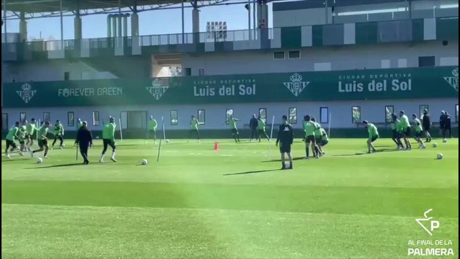El buen ambiente en la activación en el entrenamiento del Betis