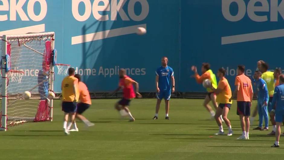 Entreno del Barça previo al partido del lunes contra el Cádiz