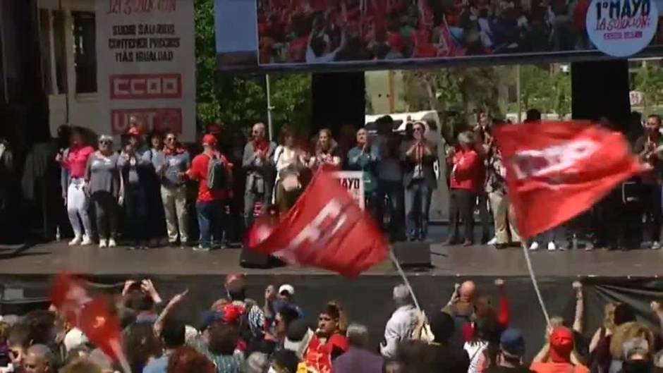 Gobierno y sindicatos celebran juntos el 1 de mayo destacando los logros conseguidos