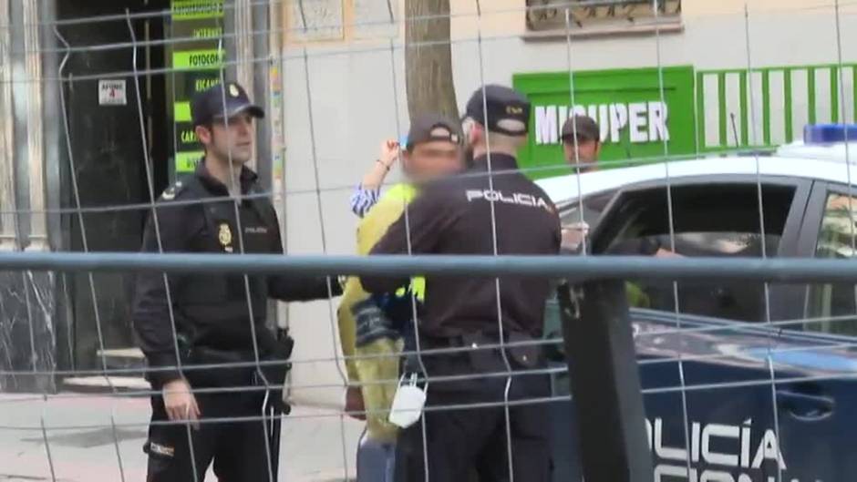 Tres obreros detenidos por robar en los pisos desalojados por la explosión de Madrid