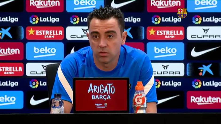 Xavi: "¿Mbappé? Que haga lo que quiera y que sea feliz. Tiene la sartén por el mango"