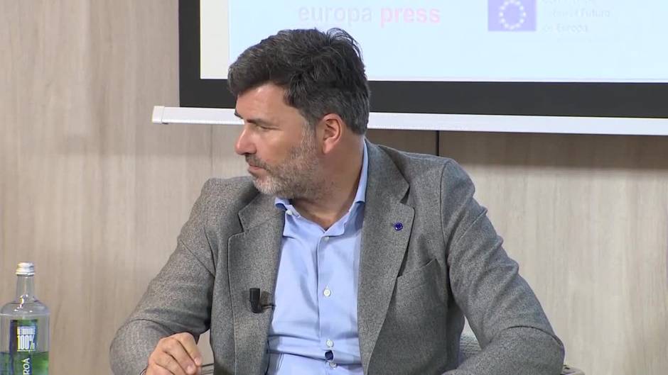 González Casares (S&D) cree que es el momento de dar un "empujón" al plan europeo de salud mental