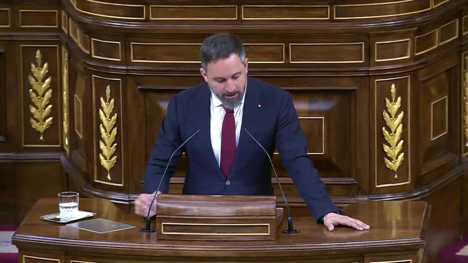 Abascal acusa a Sánchez de estar "sometido" a los intereses de Bruselas y de Marruecos