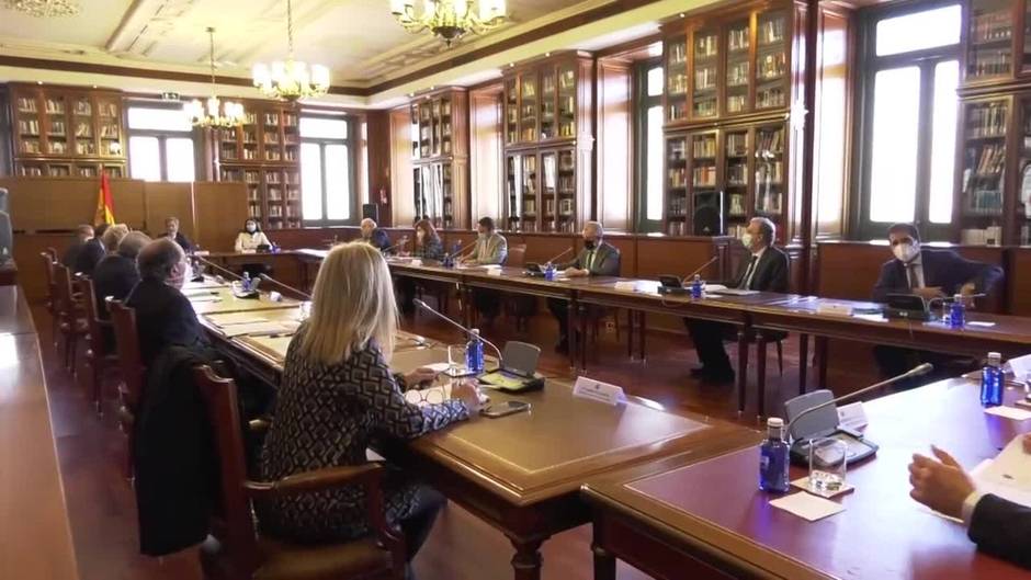 El Gobierno permitirá al CGPJ nombrar jueces para el Tribunal Constitucional