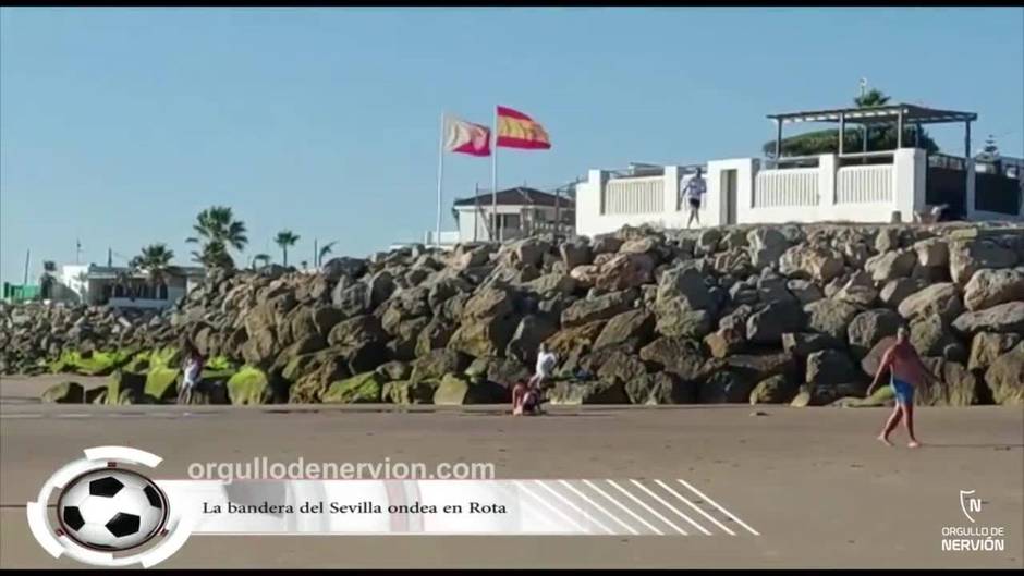 La bandera del Sevilla ondea en Rota